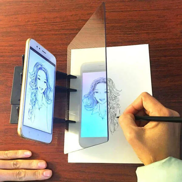 Sketchiko - Drawing board with projector