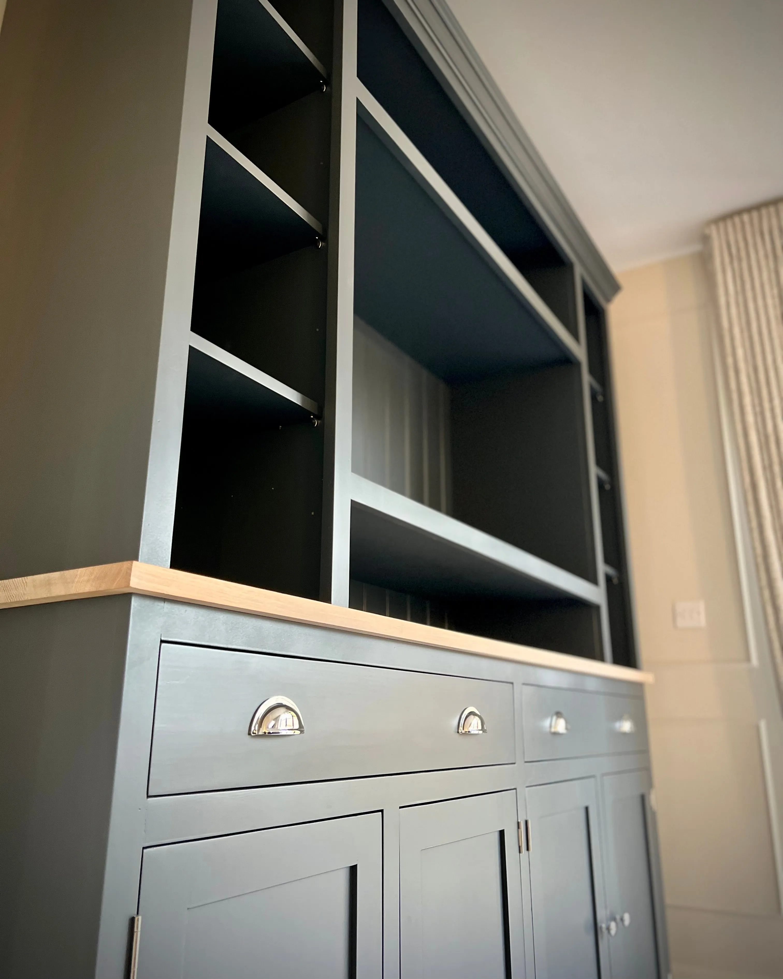 TV & Media Storage Unit - Drawers