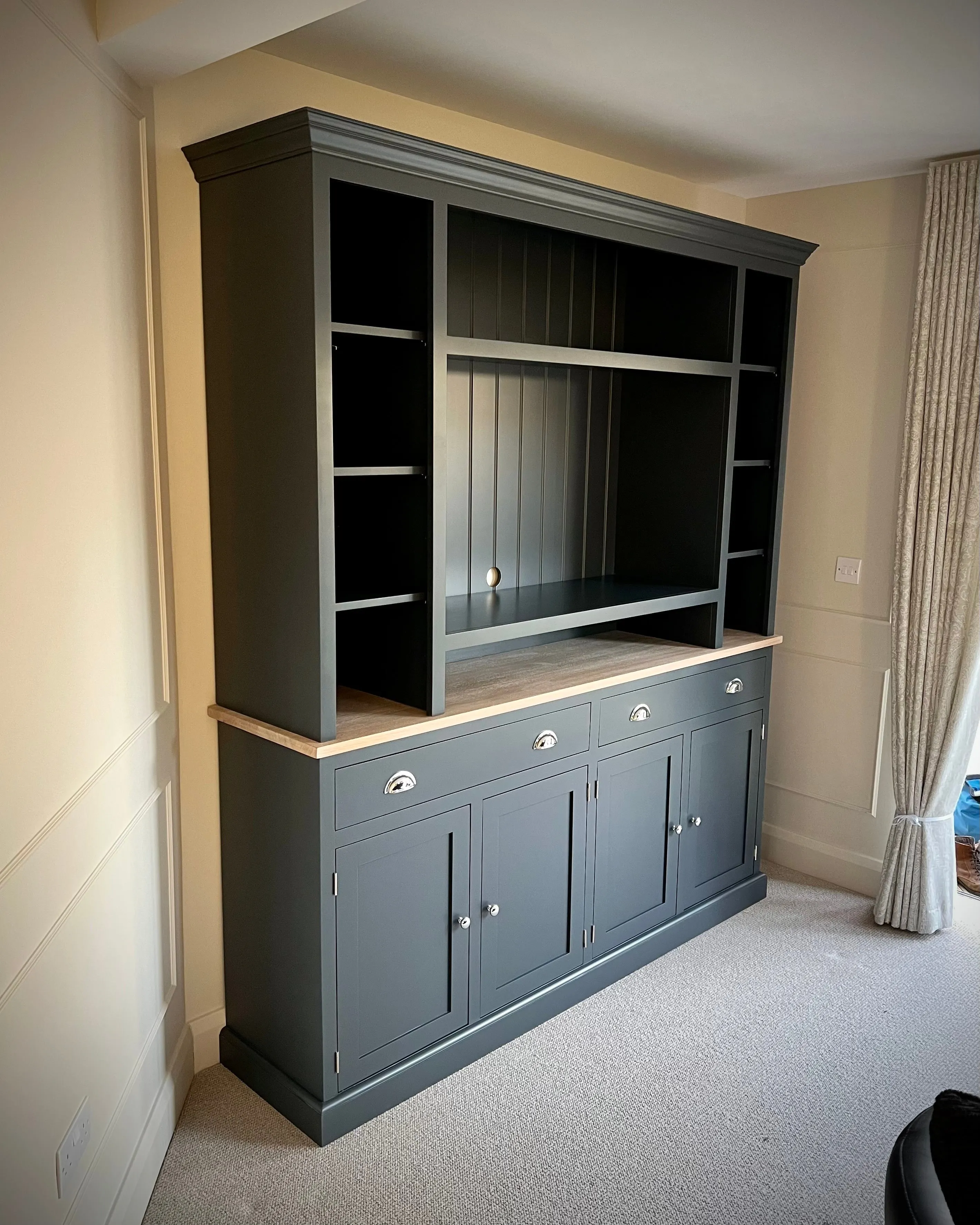 TV & Media Storage Unit - Drawers